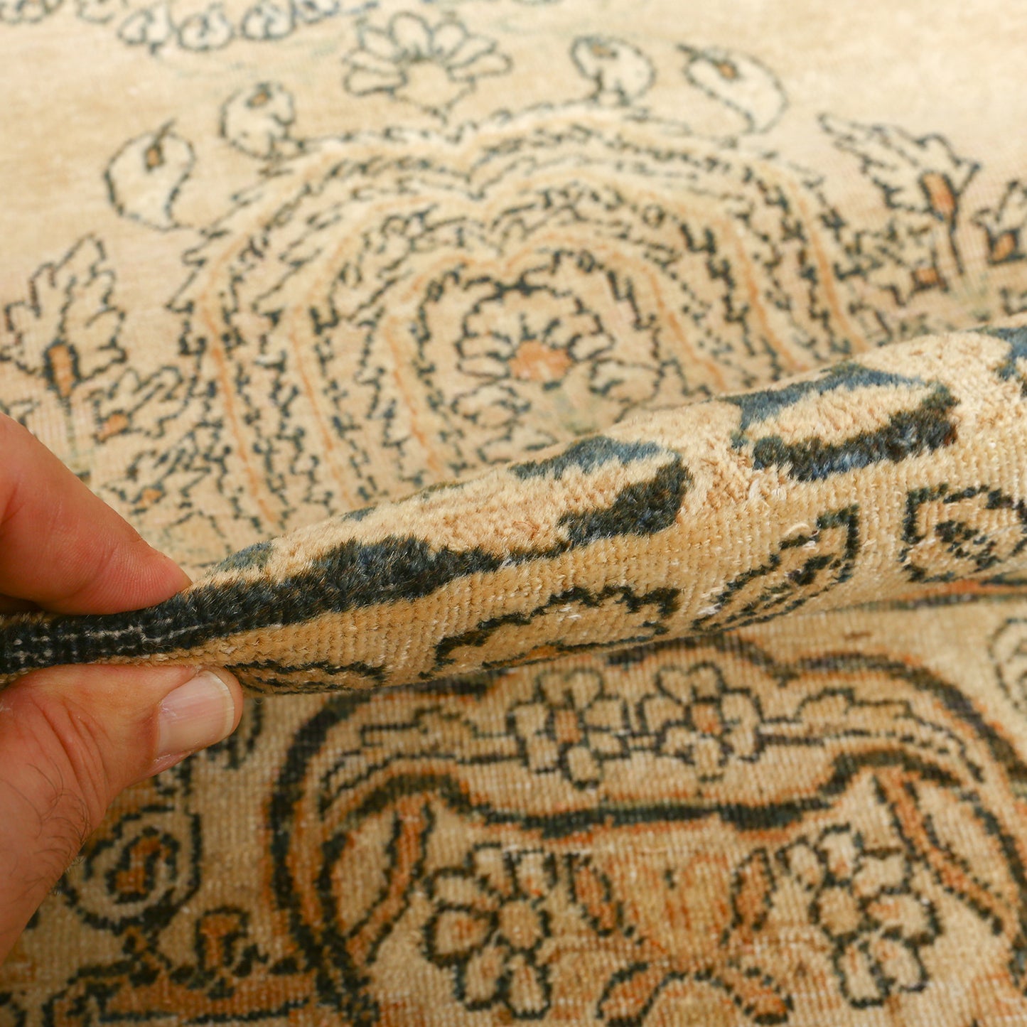 Antique Lavar 18'6 X 13'7 2609